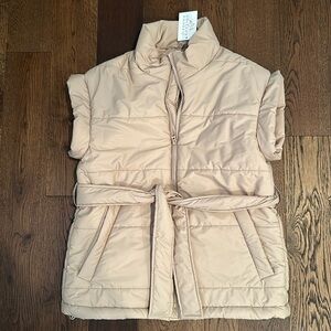 NWT Aaron & Amber Vest